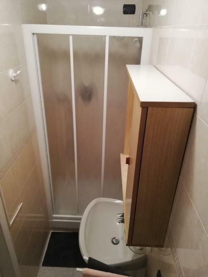 شقة Centro E Parco 10 Min - Flat In مونزا المظهر الخارجي الصورة